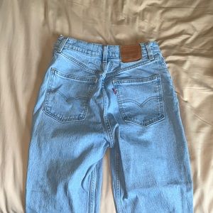 Levi’s 501 70s slim fit high-rise